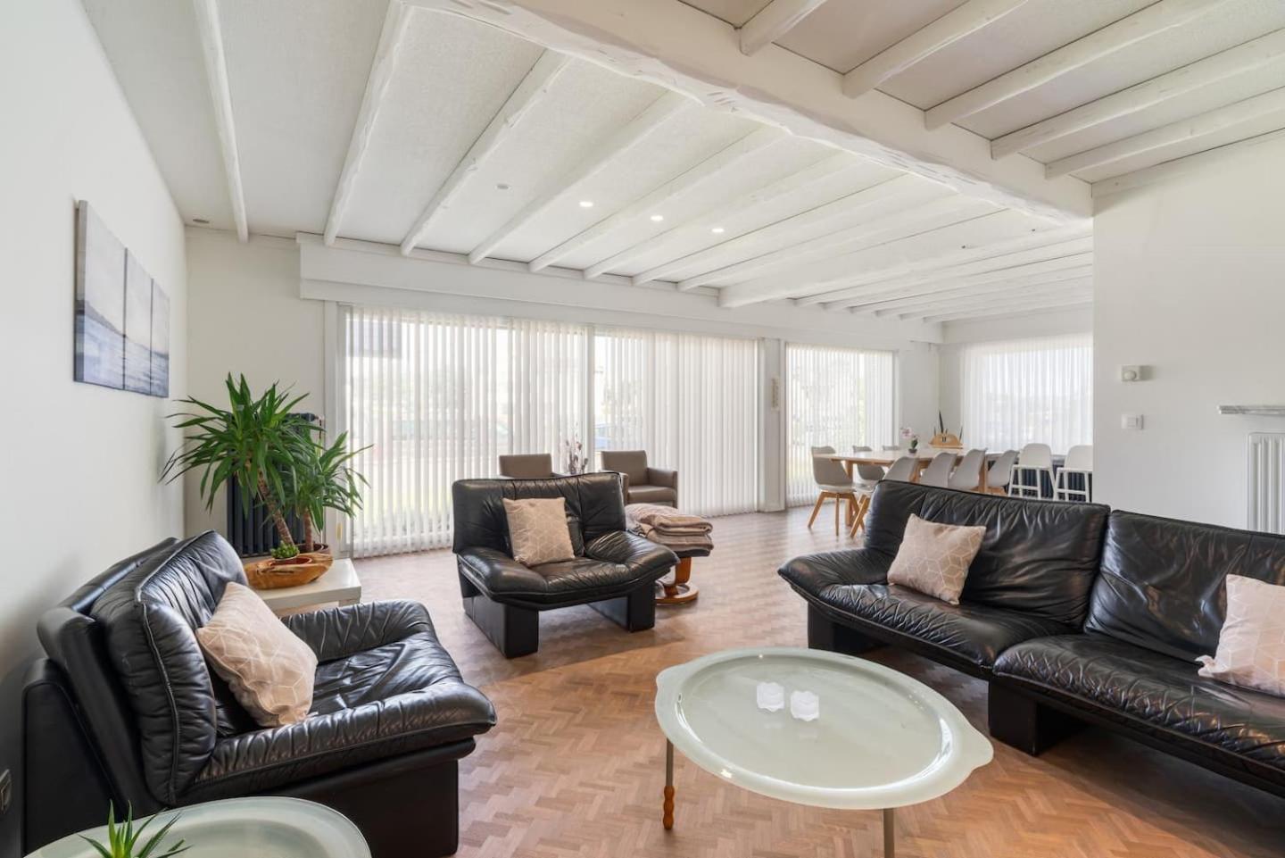 Villa Renee Wenduine Bagian luar foto